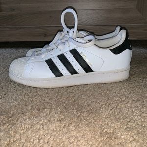 Adidas superstar